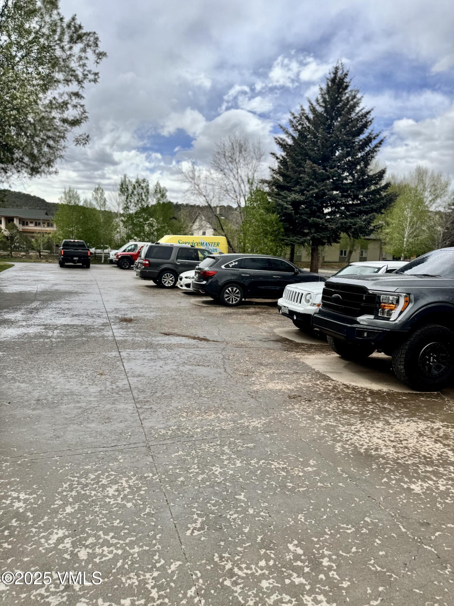 Eagle, Colorado 81631, United States, ,Commercial,Pending,124007