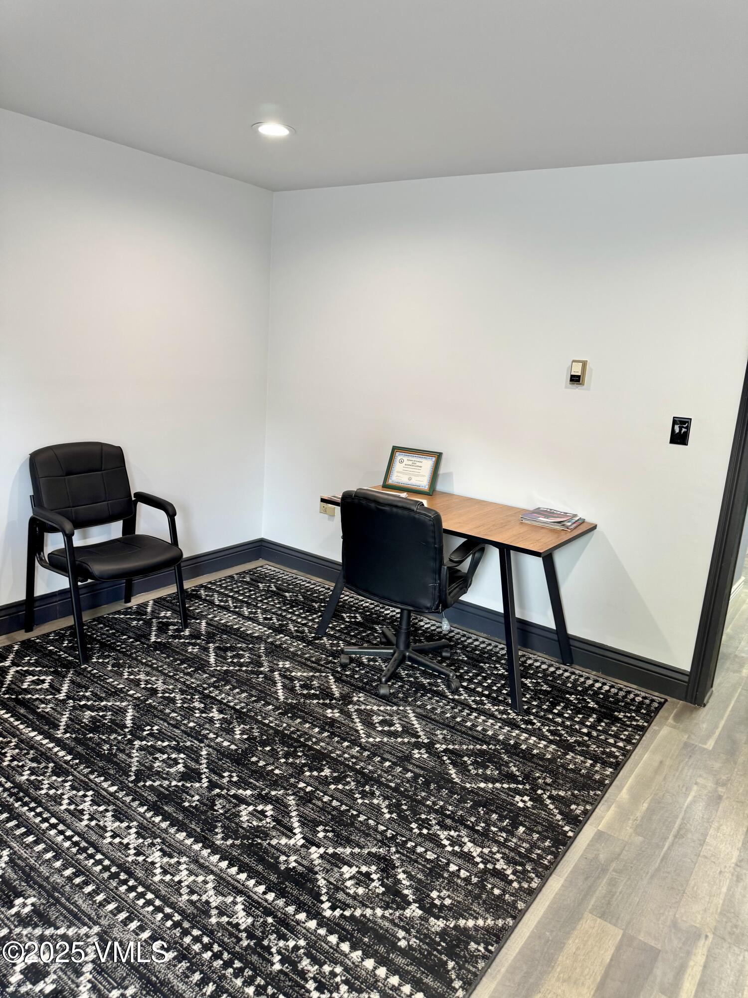 Eagle, Colorado 81631, United States, ,Commercial,Pending,124007