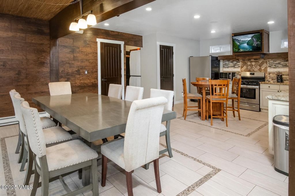 Photo of 23 Bluegill Loop, Gypsum, CO 81637 (MLS # 1013689)