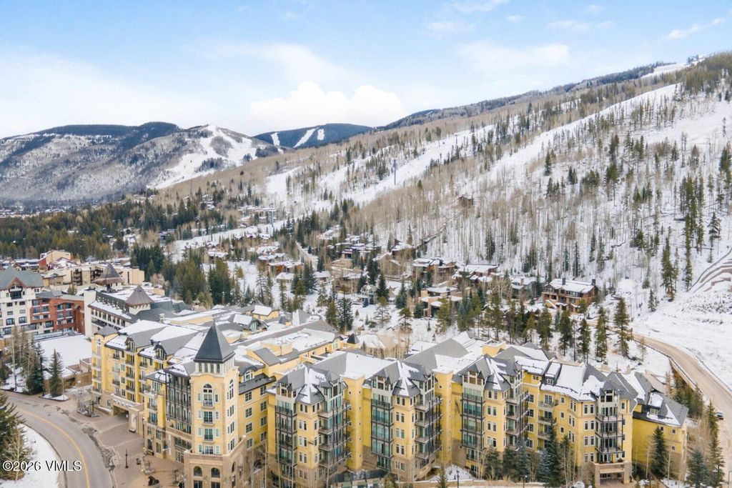 Photo of 728 W Lionshead Circle #R-410, Vail, CO 81657 (MLS # 1013285)