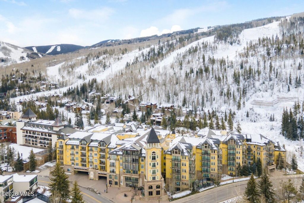 Photo of 728 W Lionshead Circle #R-410, Vail, CO 81657 (MLS # 1013285)