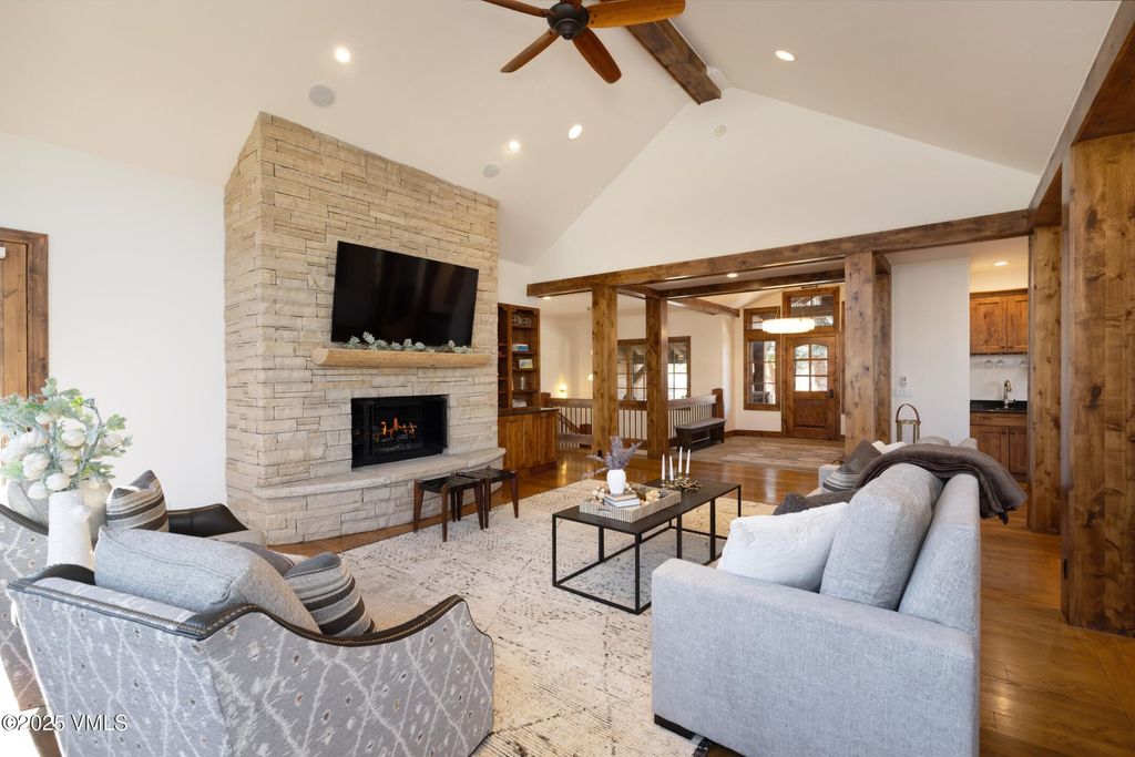 Photo of 186 S Brett Trail, Edwards, CO 81632 (MLS # 1012928)