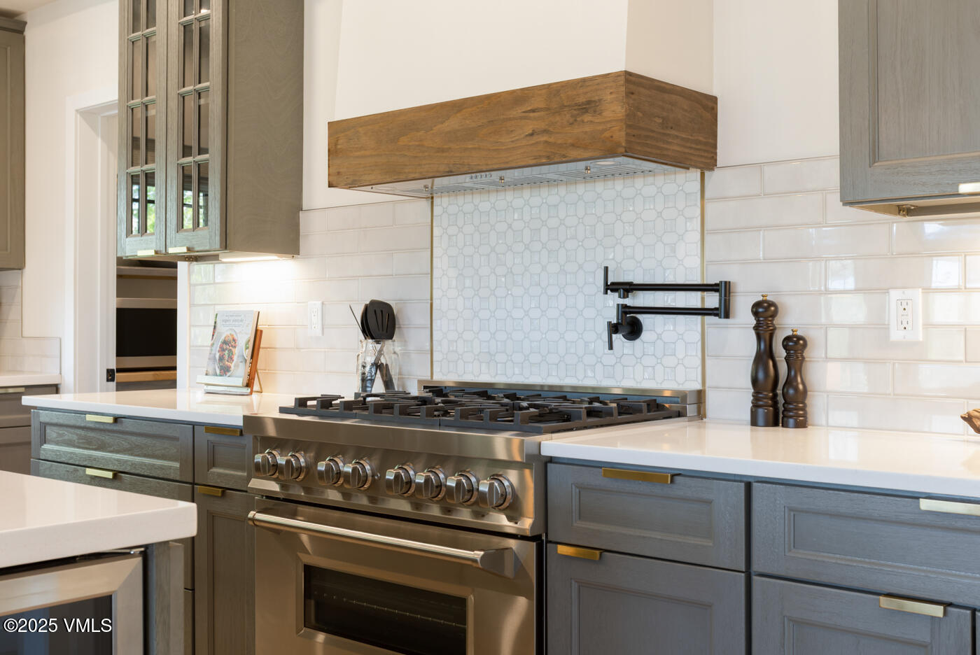 Eagle, Colorado 81631, United States, 5 Bedrooms Bedrooms, ,4 BathroomsBathrooms,Residential,Active,147081