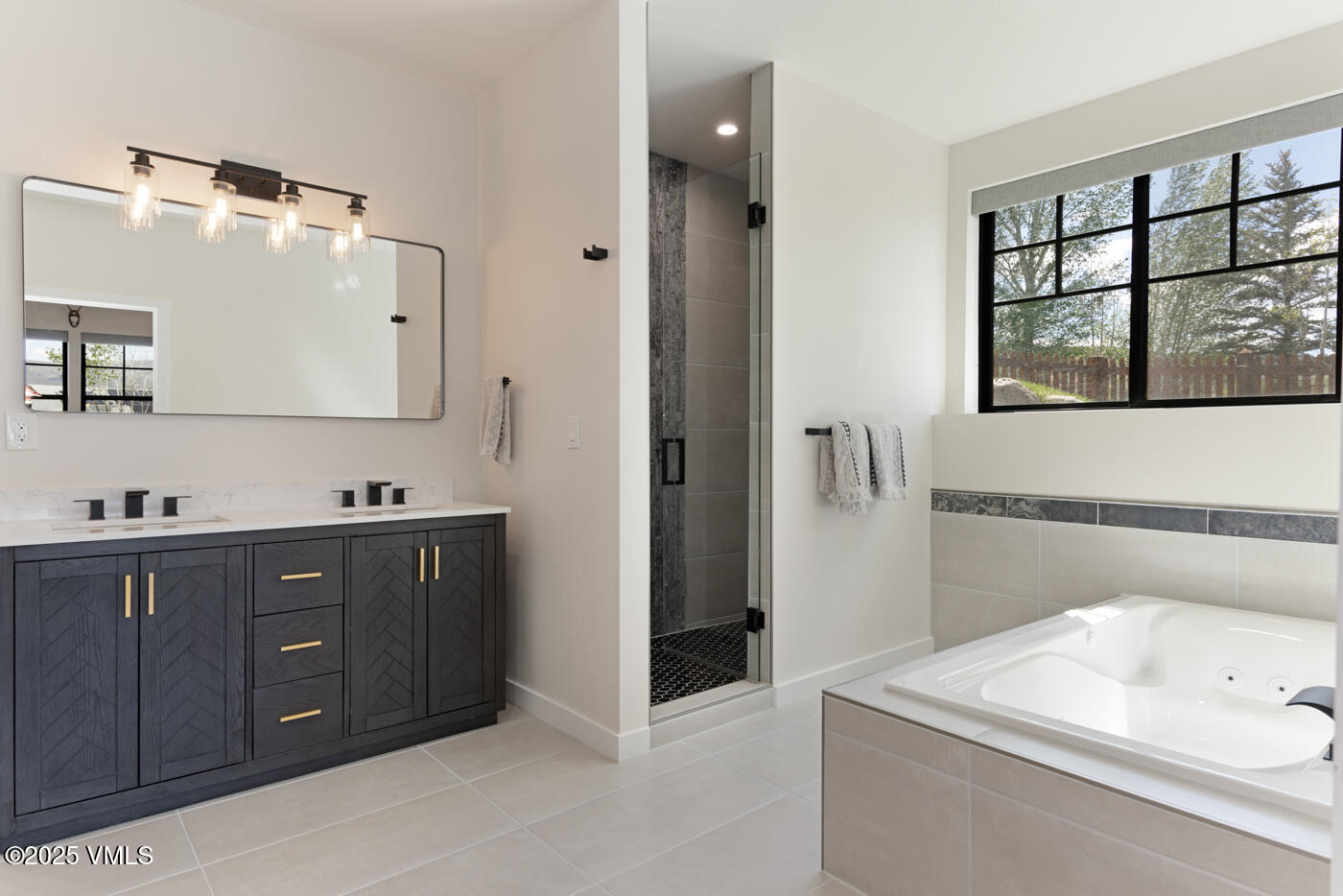 Eagle, Colorado 81631, United States, 5 Bedrooms Bedrooms, ,4 BathroomsBathrooms,Residential,Active,147081