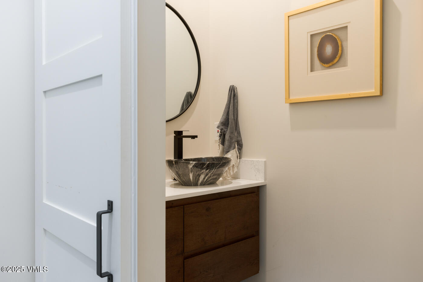 Eagle, Colorado 81631, United States, 5 Bedrooms Bedrooms, ,4 BathroomsBathrooms,Residential,Active,147081