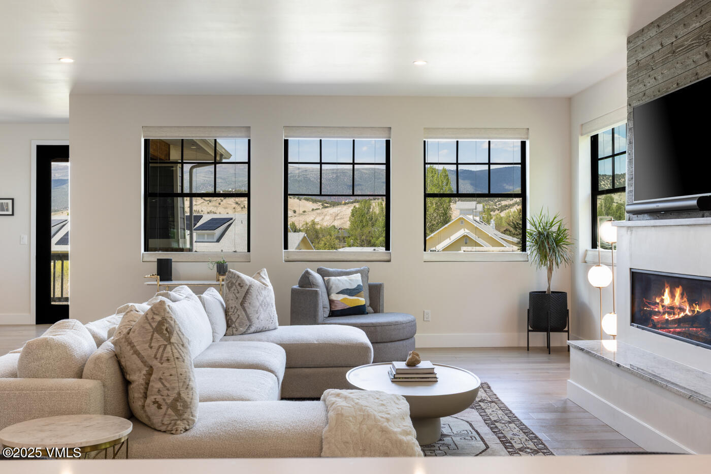 Eagle, Colorado 81631, United States, 5 Bedrooms Bedrooms, ,4 BathroomsBathrooms,Residential,Active,147081