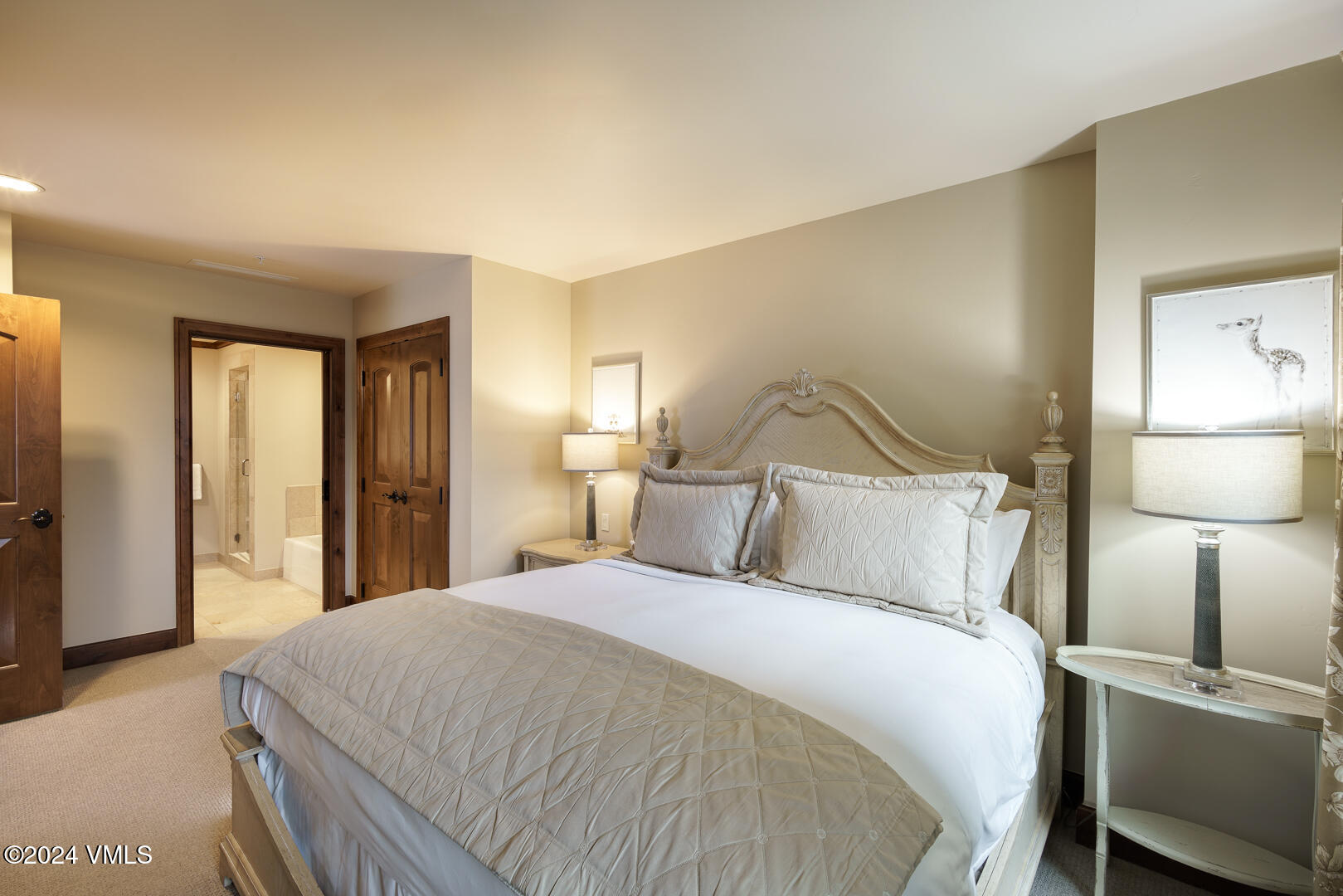 Vail, Colorado 81657, United States, 2 Bedrooms Bedrooms, ,3 BathroomsBathrooms,Residential,Pending,25058