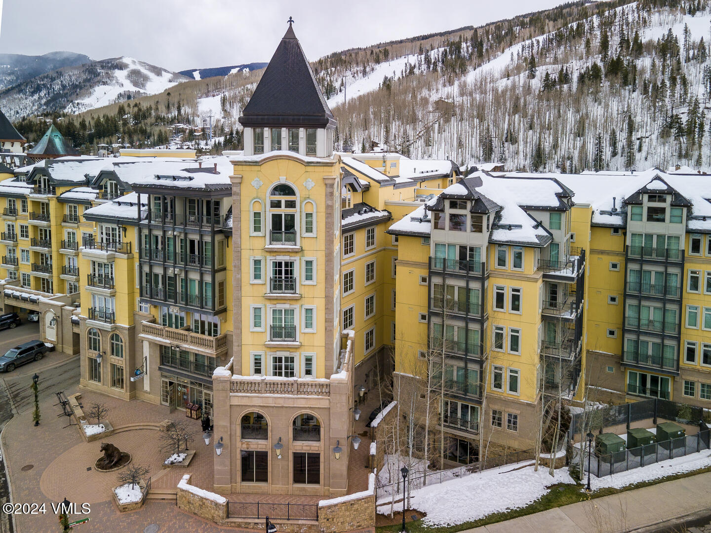 Vail, Colorado 81657, United States, 2 Bedrooms Bedrooms, ,3 BathroomsBathrooms,Residential,Pending,25058