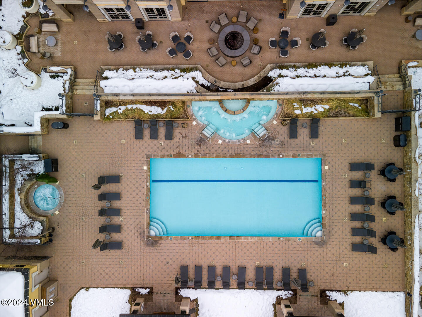 Vail, Colorado 81657, United States, 2 Bedrooms Bedrooms, ,3 BathroomsBathrooms,Residential,Pending,25058