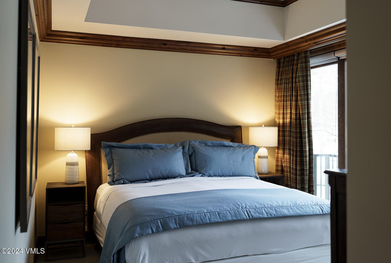 Vail, Colorado 81657, United States, 2 Bedrooms Bedrooms, ,3 BathroomsBathrooms,Residential,Pending,25058