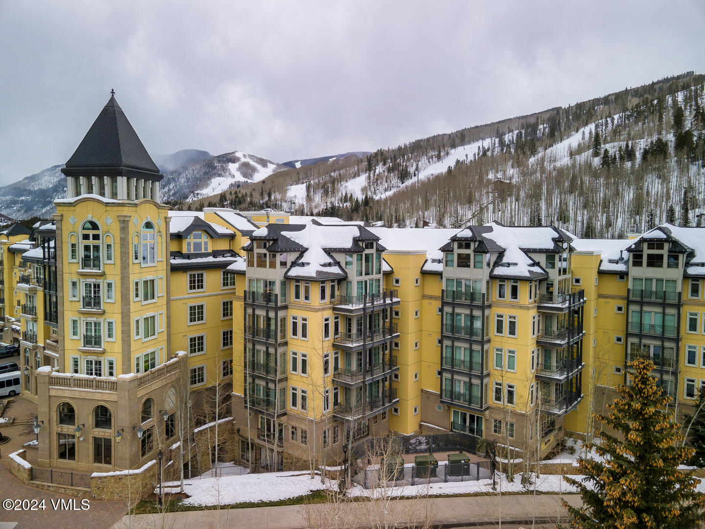 Vail, Colorado 81657, United States, 2 Bedrooms Bedrooms, ,3 BathroomsBathrooms,Residential,Pending,25058 Vail, Colorado 81657, United States, 2 Bedrooms Bedrooms, ,3 BathroomsBathrooms,Residential,Pending,25058