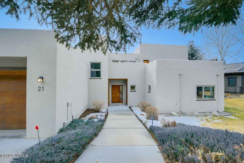 Photo of 21 Conestoga Circle, Edwards, CO 81632 (MLS # 1013538)