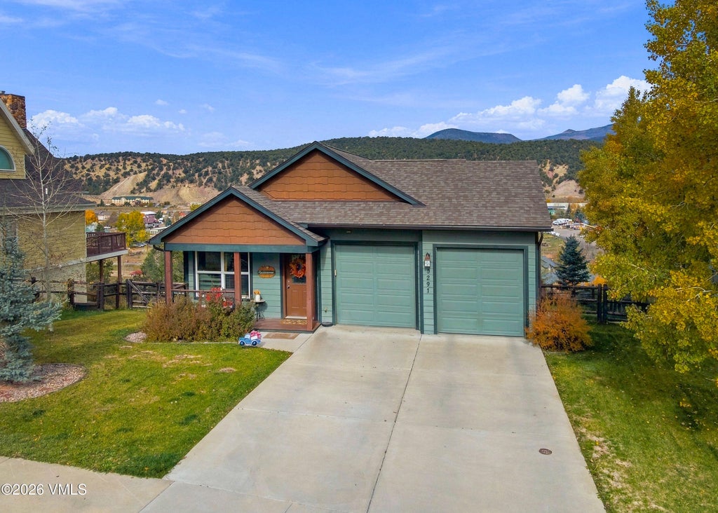 Photo of 291 Bluffs Drive, Eagle, CO 81631 (MLS # 1015367)