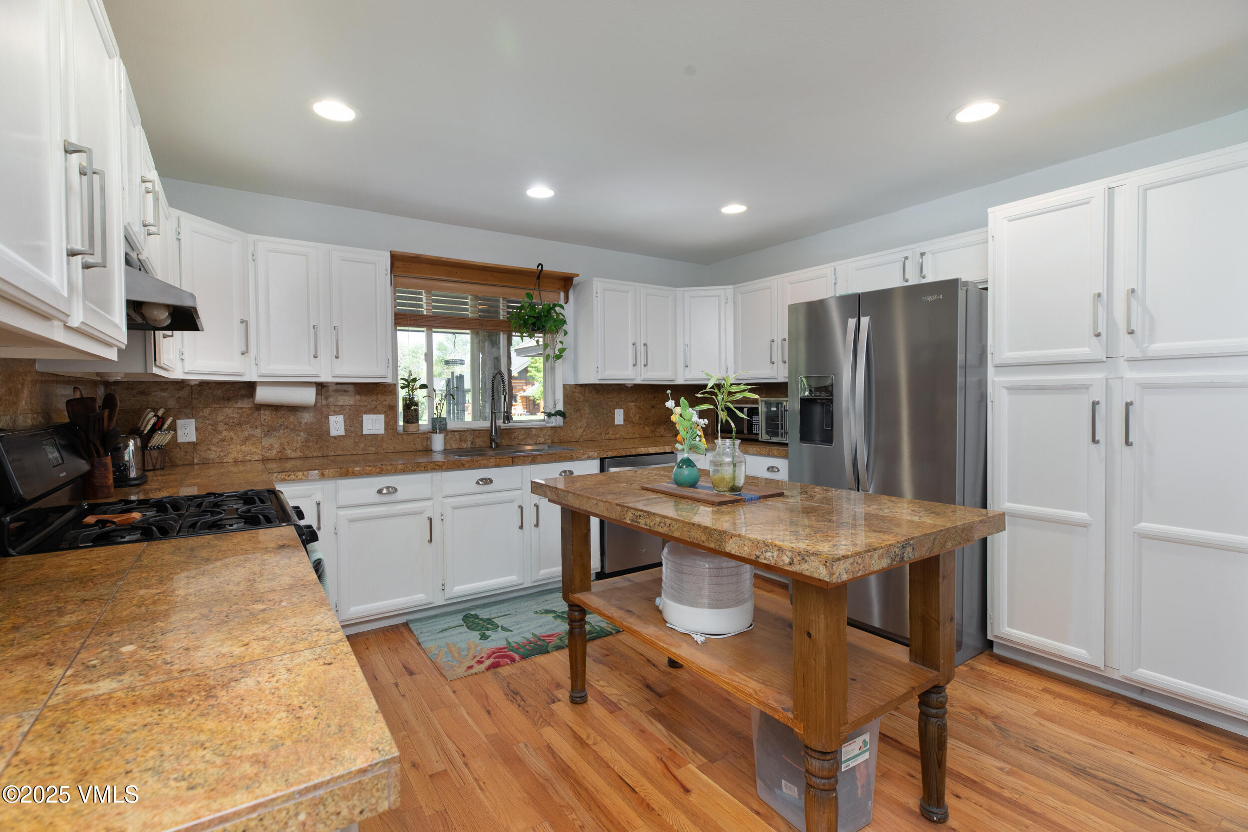 Eagle, Colorado 81631, United States, 5 Bedrooms Bedrooms, ,3 BathroomsBathrooms,Residential,Active,146289