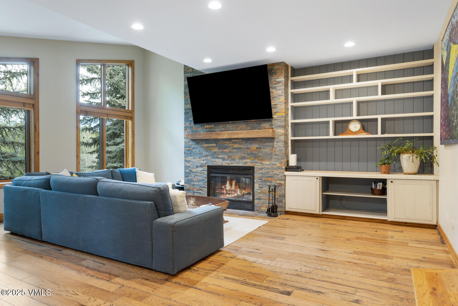 Edwards, Colorado 81632, United States, 3 Bedrooms Bedrooms, ,3 BathroomsBathrooms,Residential,Active,141411