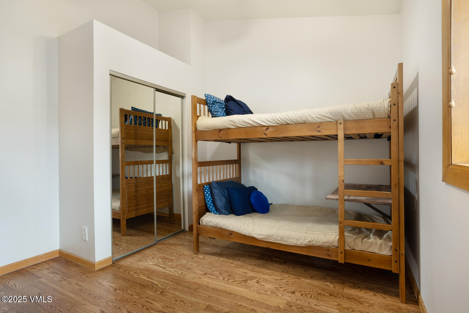 Edwards, Colorado 81632, United States, 3 Bedrooms Bedrooms, ,3 BathroomsBathrooms,Residential,Active,141411