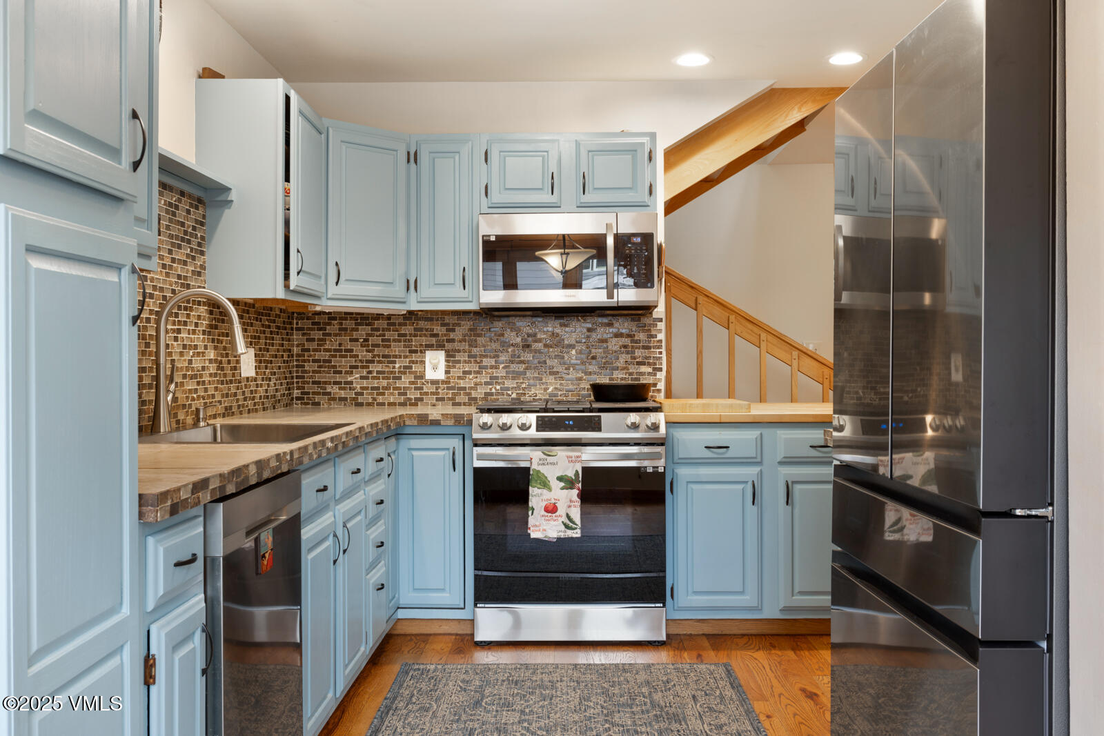 Edwards, Colorado 81632, United States, 3 Bedrooms Bedrooms, ,3 BathroomsBathrooms,Residential,Active,141411