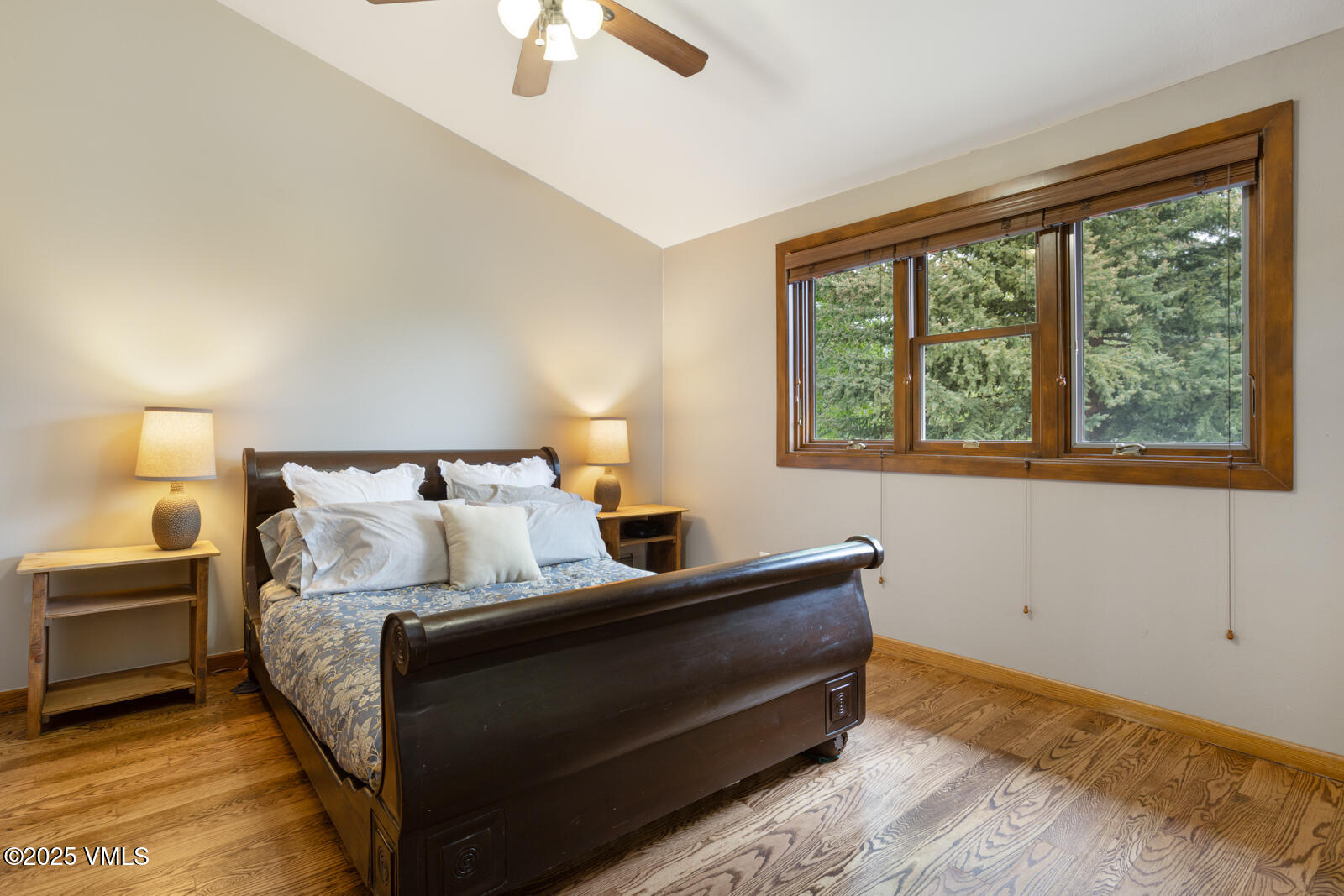 Edwards, Colorado 81632, United States, 3 Bedrooms Bedrooms, ,3 BathroomsBathrooms,Residential,Active,141411