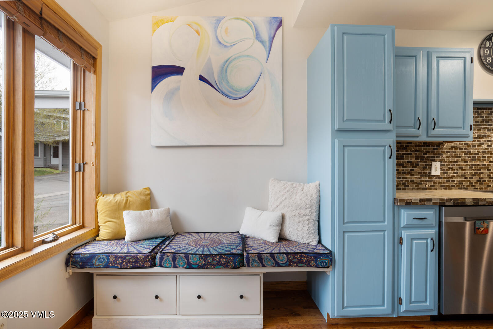 Edwards, Colorado 81632, United States, 3 Bedrooms Bedrooms, ,3 BathroomsBathrooms,Residential,Active,141411