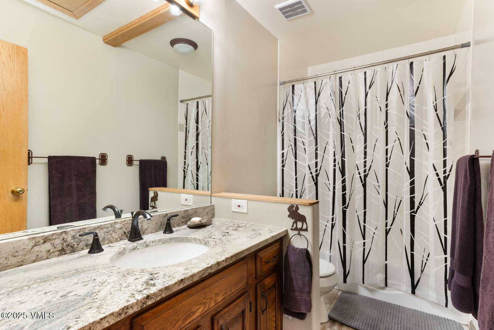 Edwards, Colorado 81632, United States, 3 Bedrooms Bedrooms, ,3 BathroomsBathrooms,Residential,Active,141411