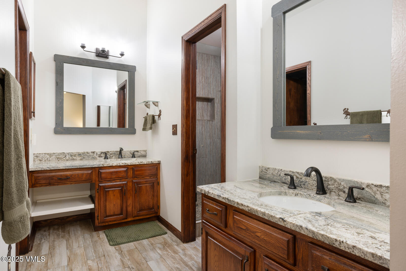 Edwards, Colorado 81632, United States, 3 Bedrooms Bedrooms, ,3 BathroomsBathrooms,Residential,Active,141411