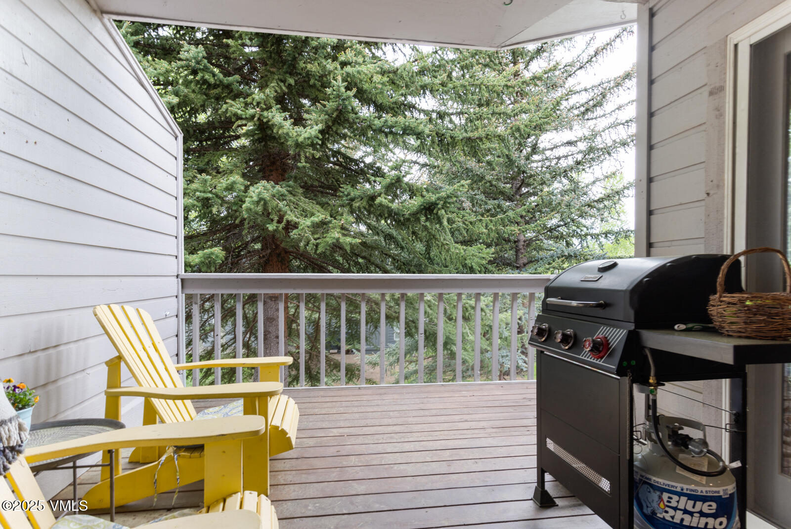 Edwards, Colorado 81632, United States, 3 Bedrooms Bedrooms, ,3 BathroomsBathrooms,Residential,Active,141411