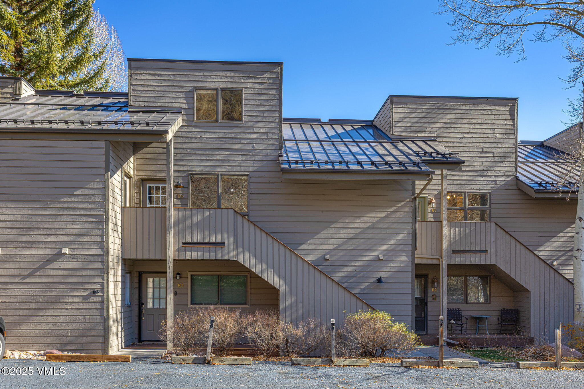 Vail, Colorado 81657, United States, 4 Bedrooms Bedrooms, ,3 BathroomsBathrooms,Residential,Active,240250