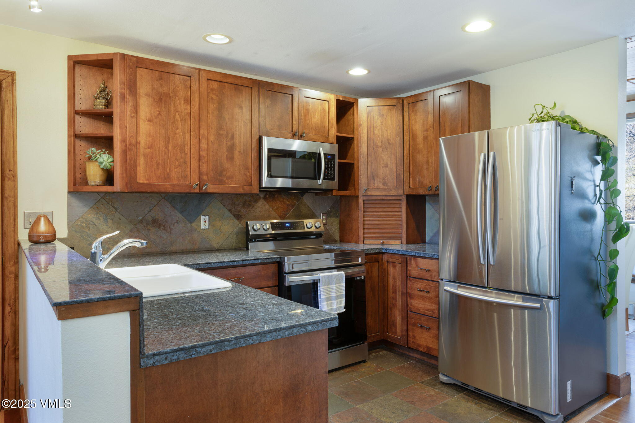 Vail, Colorado 81657, United States, 4 Bedrooms Bedrooms, ,3 BathroomsBathrooms,Residential,Active,240250