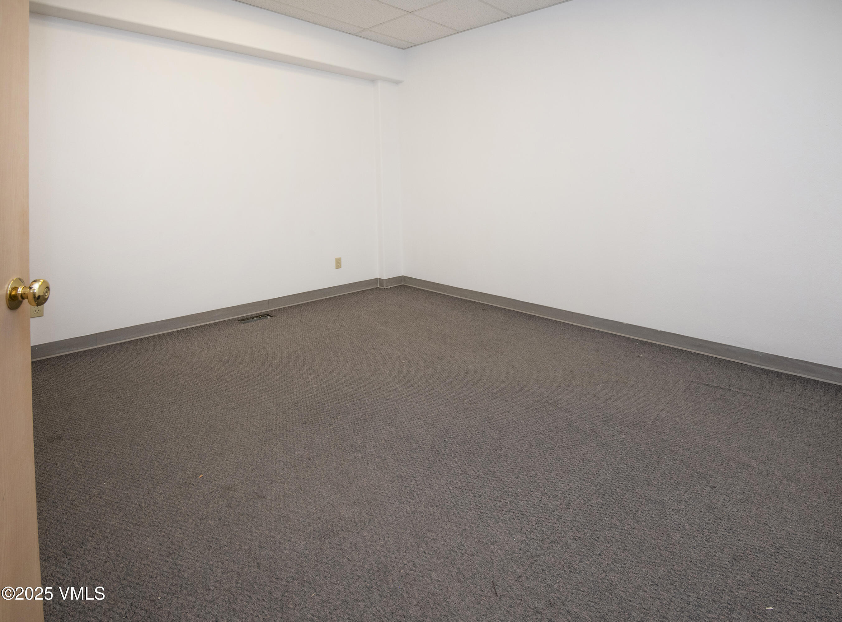 Eagle, Colorado 81631, United States, ,Commercial,Active,244625