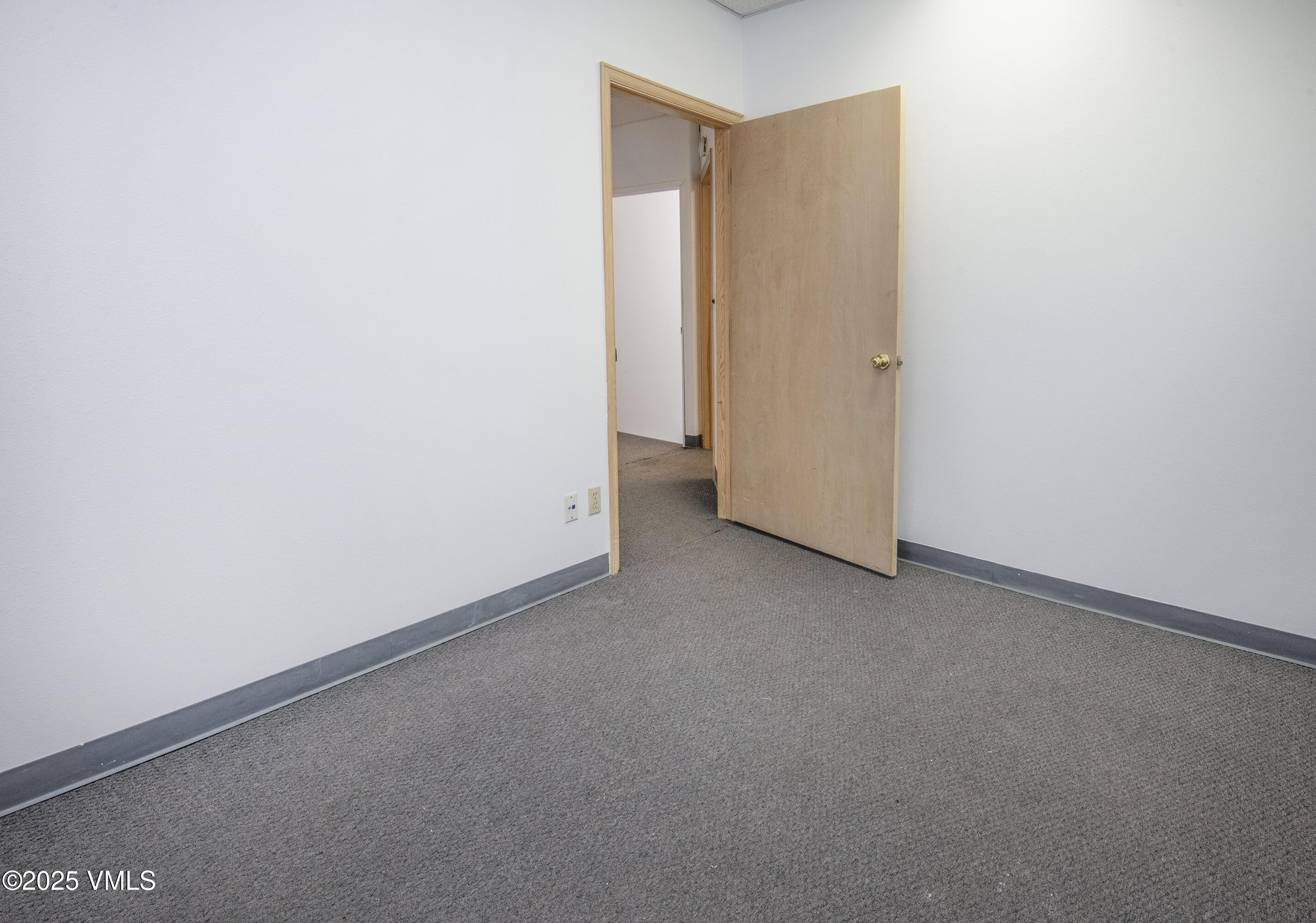 Eagle, Colorado 81631, United States, ,Commercial,Active,244625