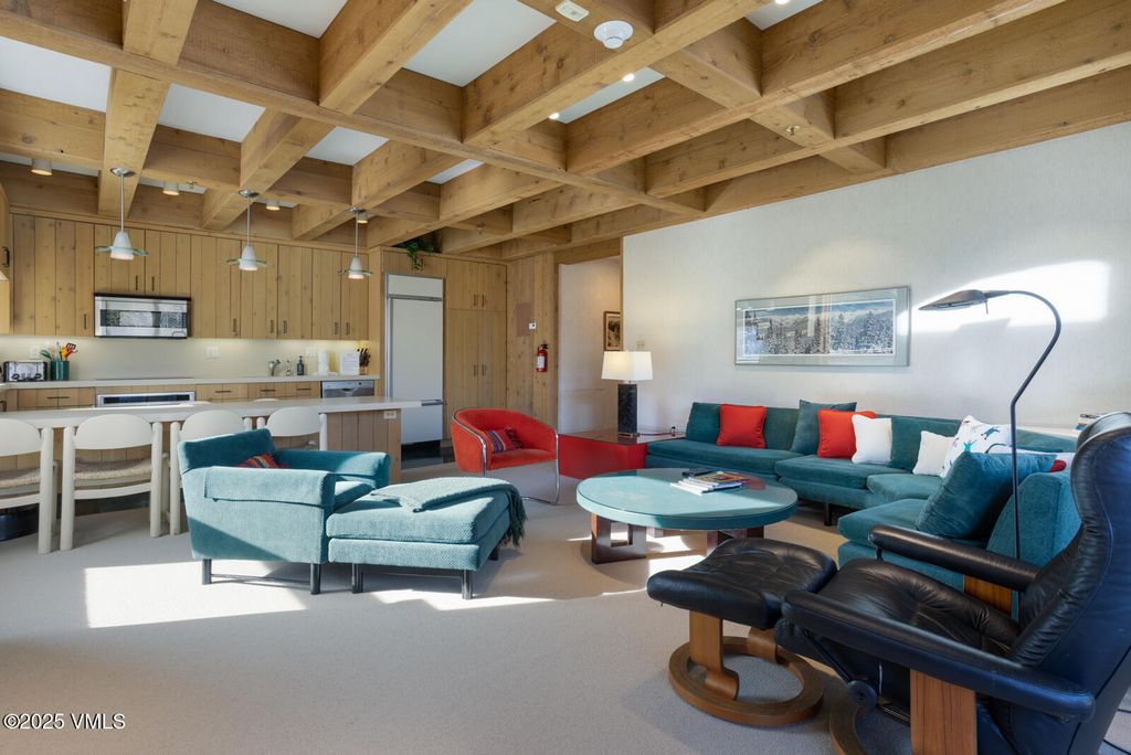 Photo of 450 E Lionshead Circle #6A, Vail, CO 81657 (MLS # 1013023)