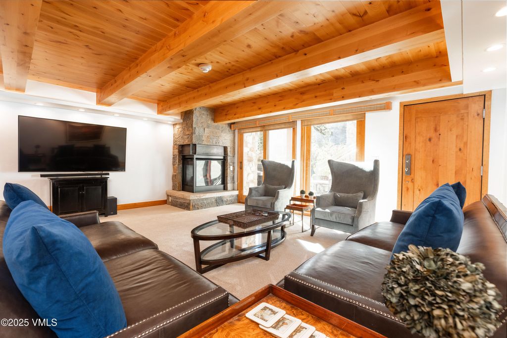 Photo of 390 E Lionshead Circle #103, Vail, CO 81657 (MLS # 1012926)
