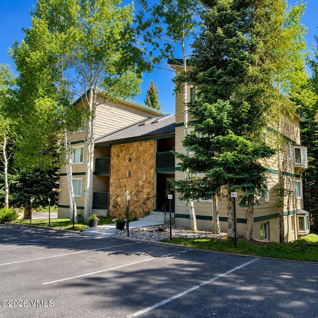 Photo of 4503 Meadow Drive #602, Vail, CO 81657 (MLS # 1014314)