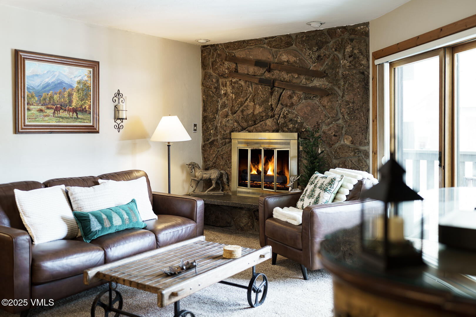 Vail, Colorado 81657, United States, 2 Bedrooms Bedrooms, ,2 BathroomsBathrooms,Residential,Active,253542