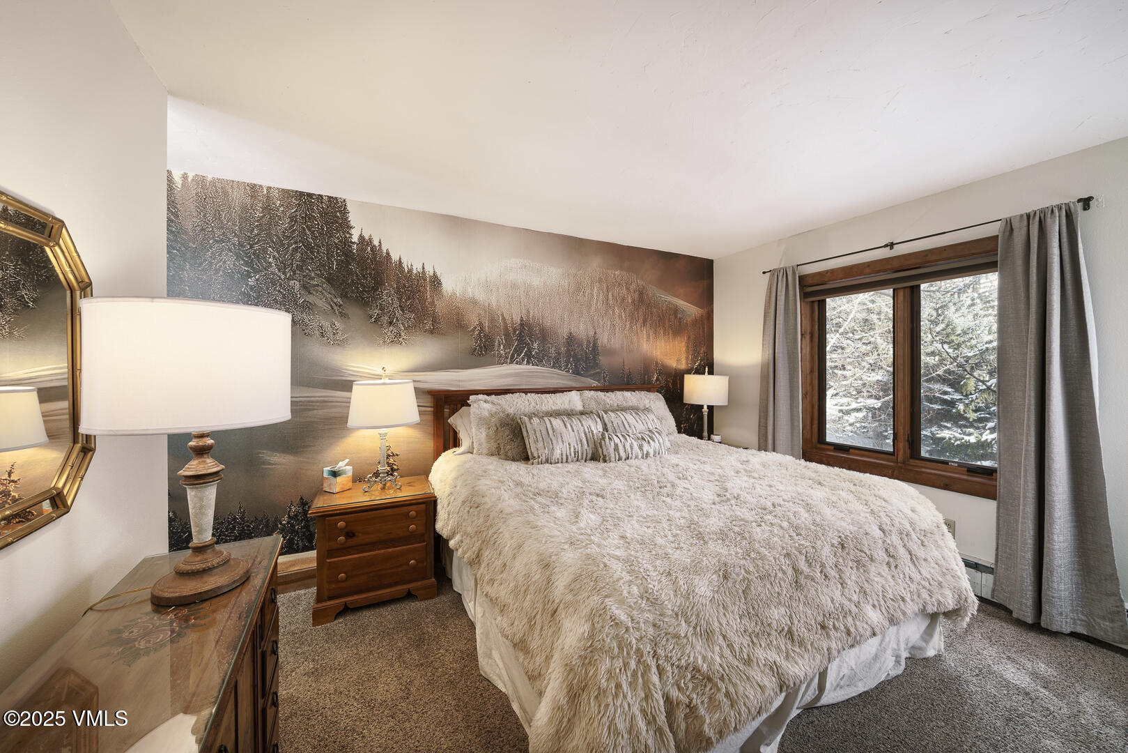 Vail, Colorado 81657, United States, 2 Bedrooms Bedrooms, ,2 BathroomsBathrooms,Residential,Active,253542