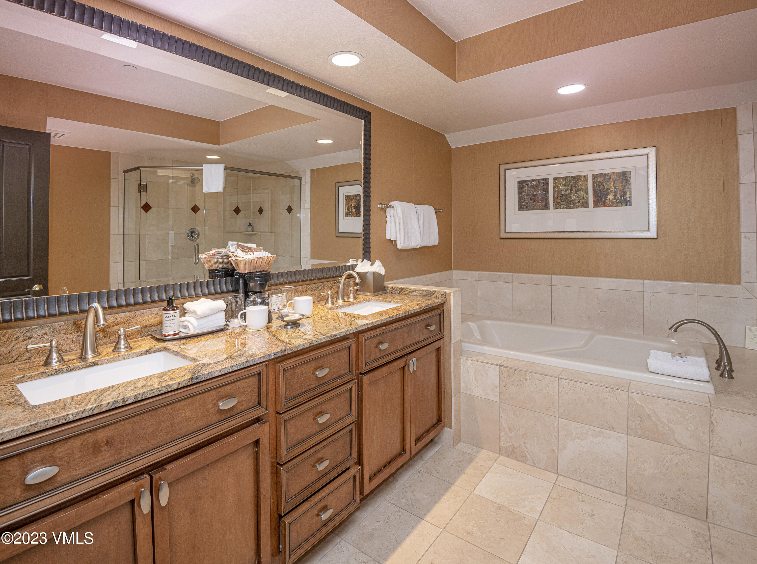 Beaver Creek, Colorado 81620, United States, 1 Bedroom Bedrooms, ,2 BathroomsBathrooms,Residential,Active,68878