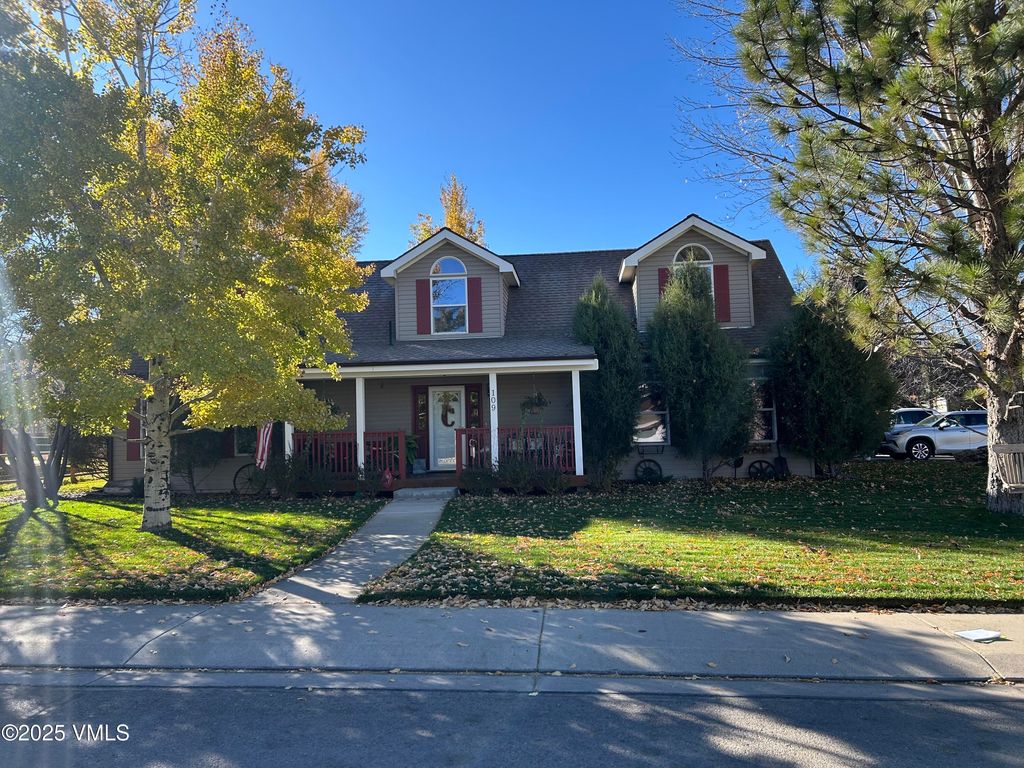 Photo of 109 Spring Buck Road, Gypsum, CO 81637 (MLS # 1012905)