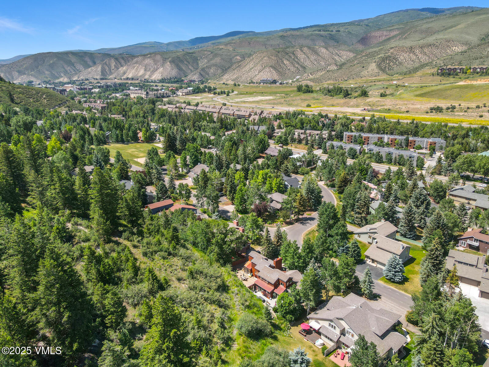 Eagle-Vail, Colorado 81620, United States, 5 Bedrooms Bedrooms, ,4 BathroomsBathrooms,Residential,Active,159084