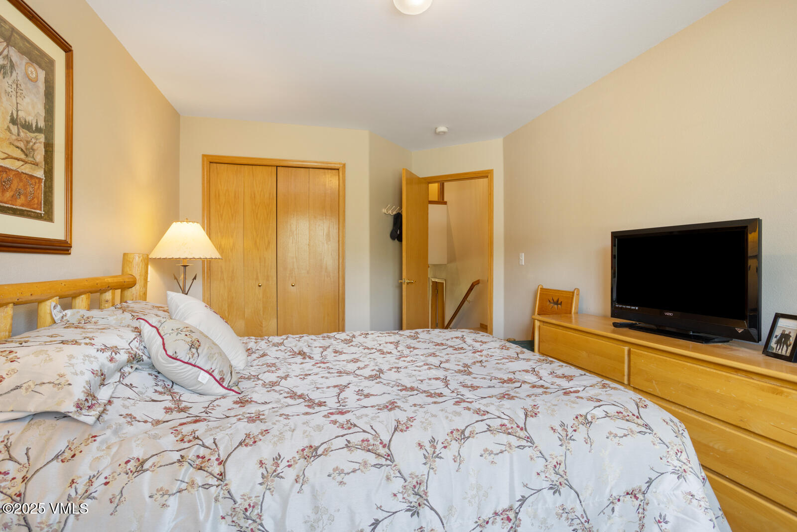 Eagle-Vail, Colorado 81620, United States, 5 Bedrooms Bedrooms, ,4 BathroomsBathrooms,Residential,Active,159084