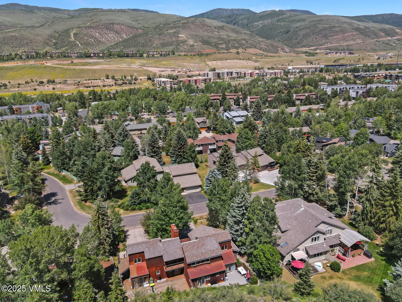 Eagle-Vail, Colorado 81620, United States, 5 Bedrooms Bedrooms, ,4 BathroomsBathrooms,Residential,Active,159084