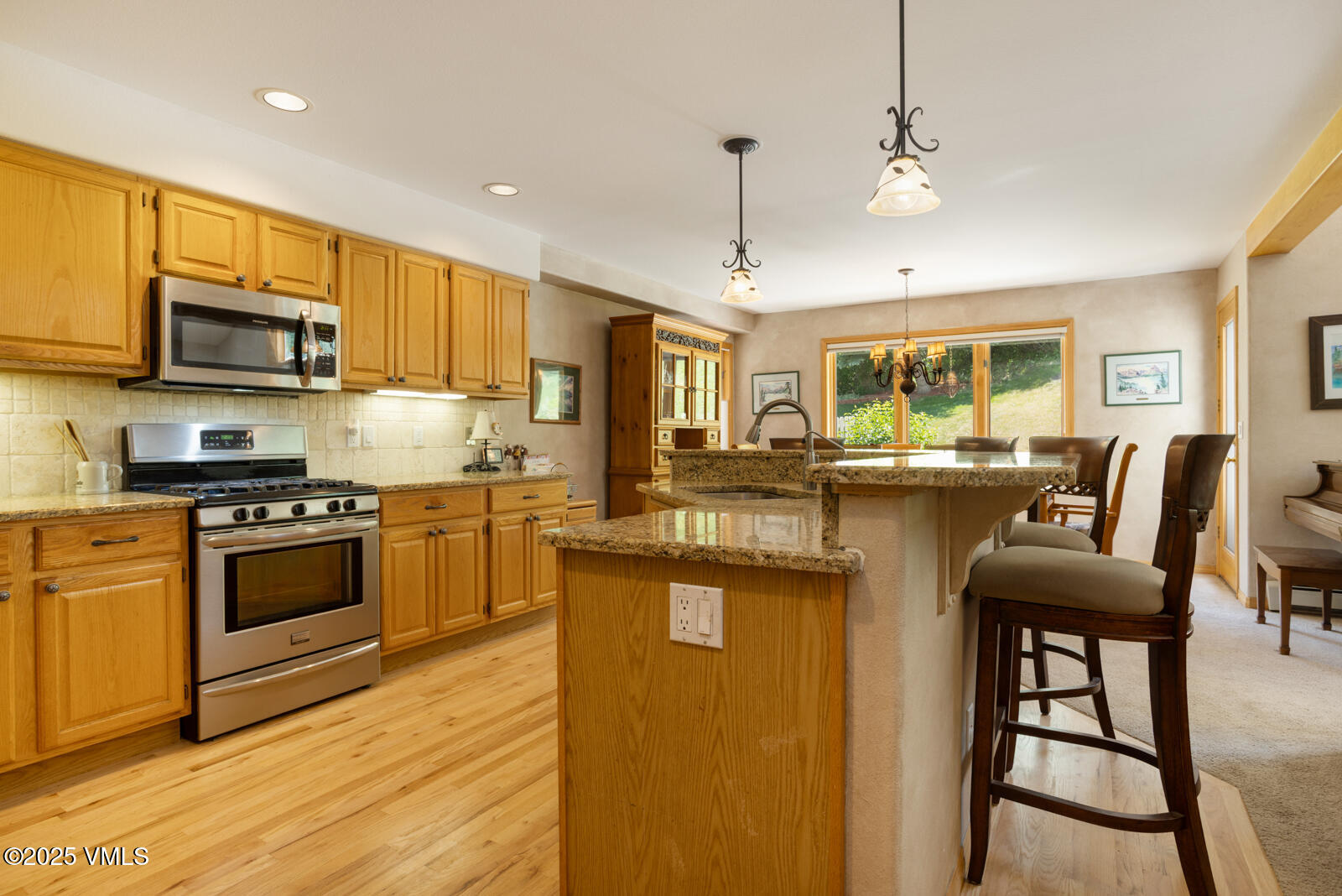 Eagle-Vail, Colorado 81620, United States, 5 Bedrooms Bedrooms, ,4 BathroomsBathrooms,Residential,Active,159084