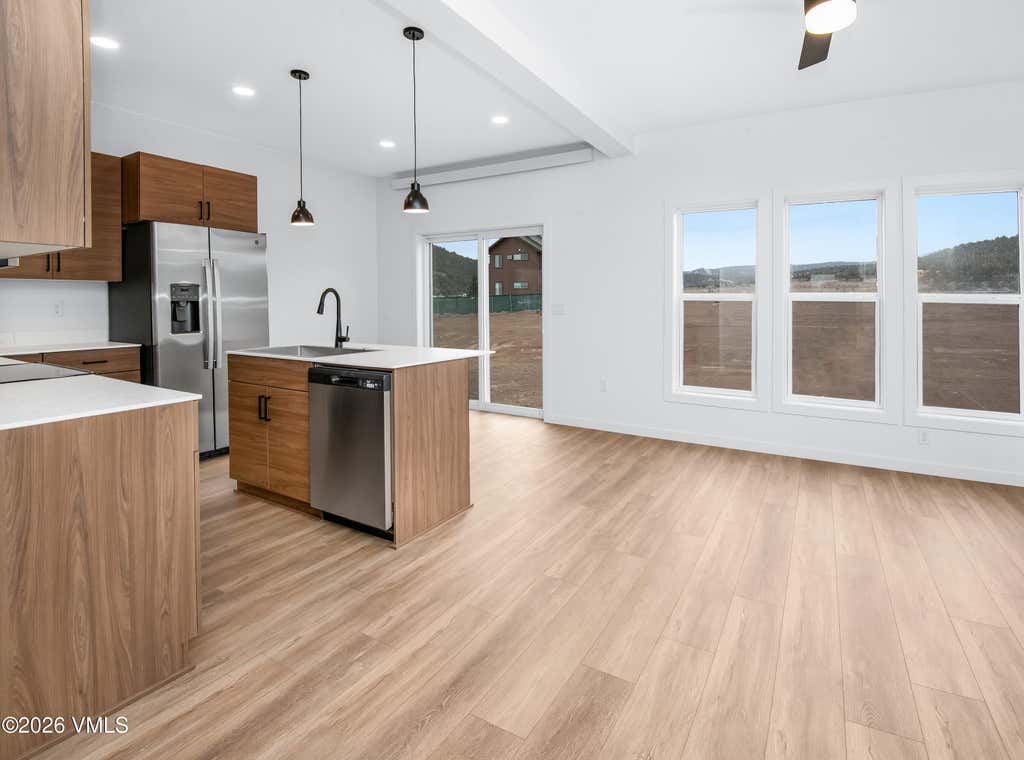 Photo of 95 Cougar Court Ct, Gypsum, CO 81637 (MLS # 1014918)
