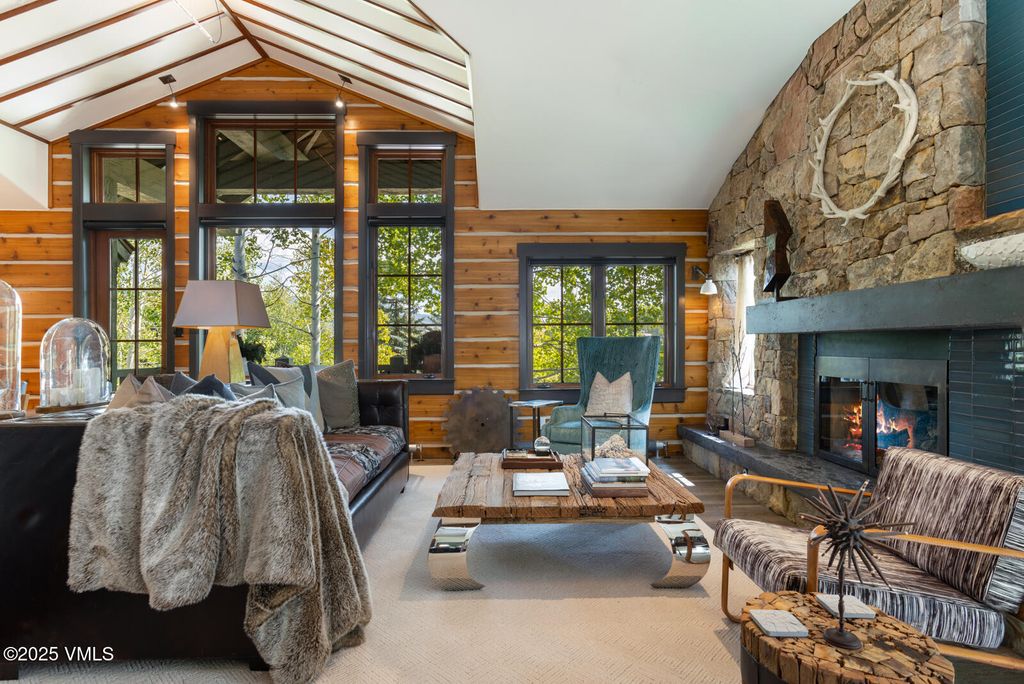 Photo of 50 Buckhorn Lane, Avon, CO 81620 (MLS # 1013287)