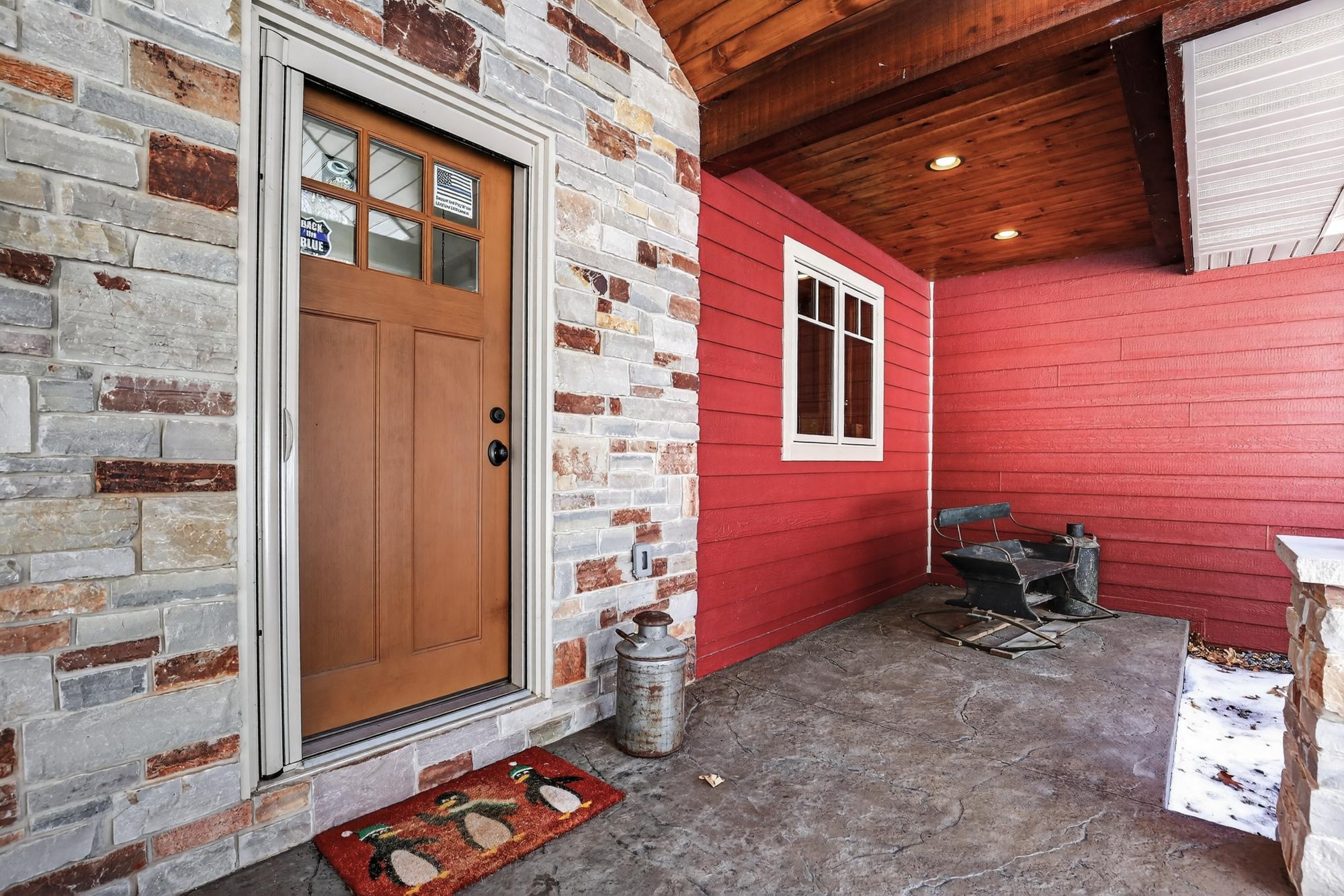Hazelhurst, Wisconsin, 54531, United States, 3 Bedrooms Bedrooms, ,3 BathroomsBathrooms,Residential,Active,2022971