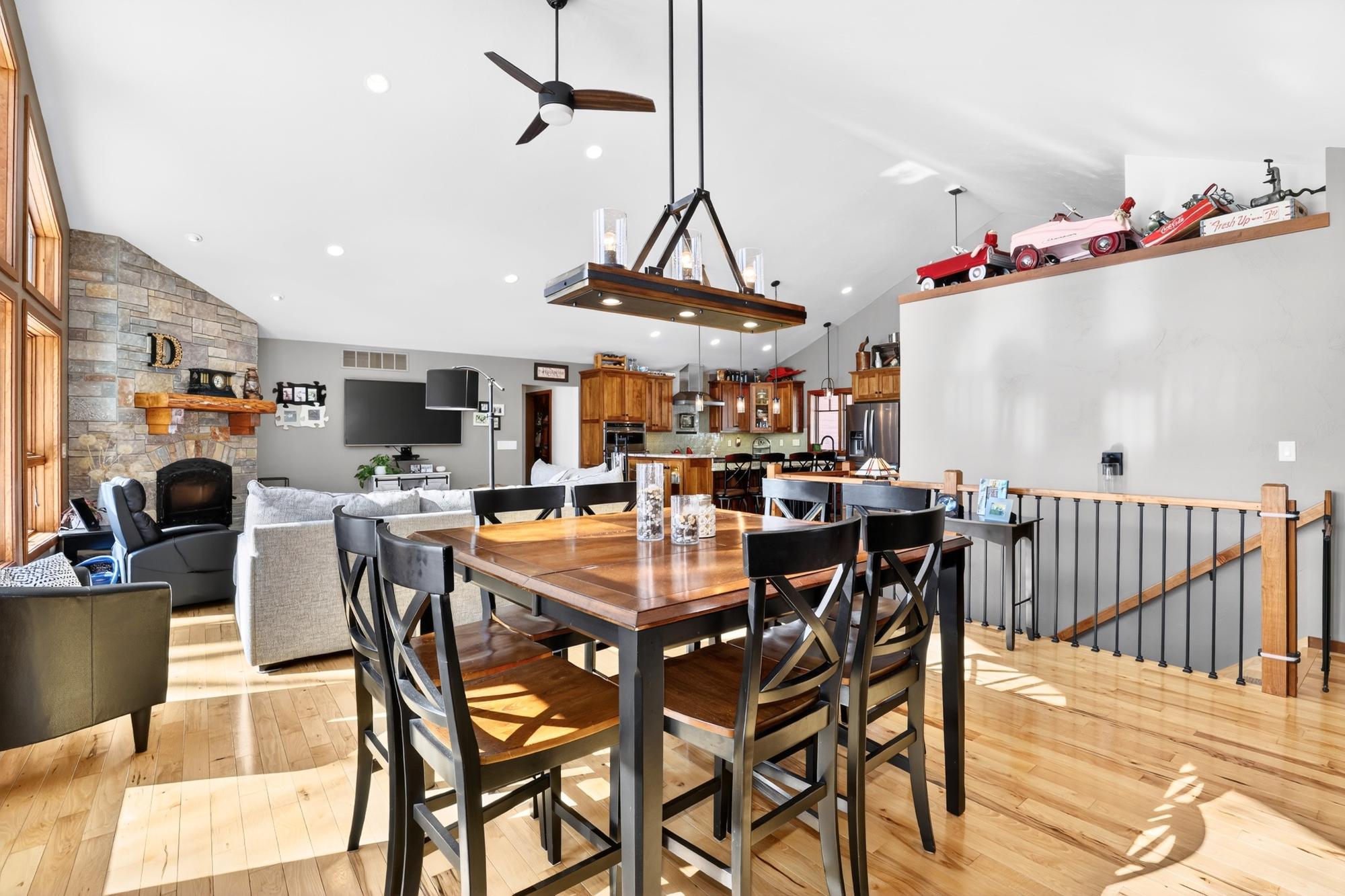 Hazelhurst, Wisconsin, 54531, United States, 3 Bedrooms Bedrooms, ,3 BathroomsBathrooms,Residential,Active,2022971