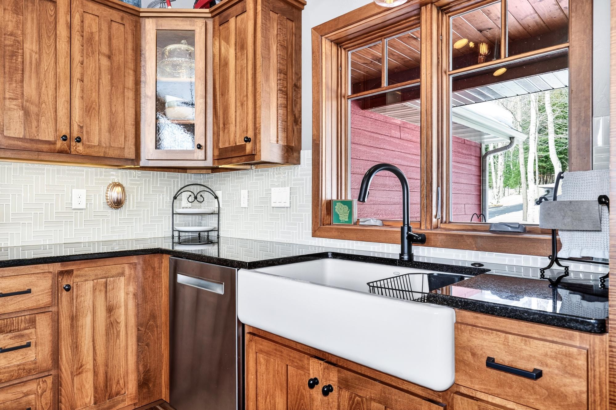 Hazelhurst, Wisconsin, 54531, United States, 3 Bedrooms Bedrooms, ,3 BathroomsBathrooms,Residential,Active,2022971