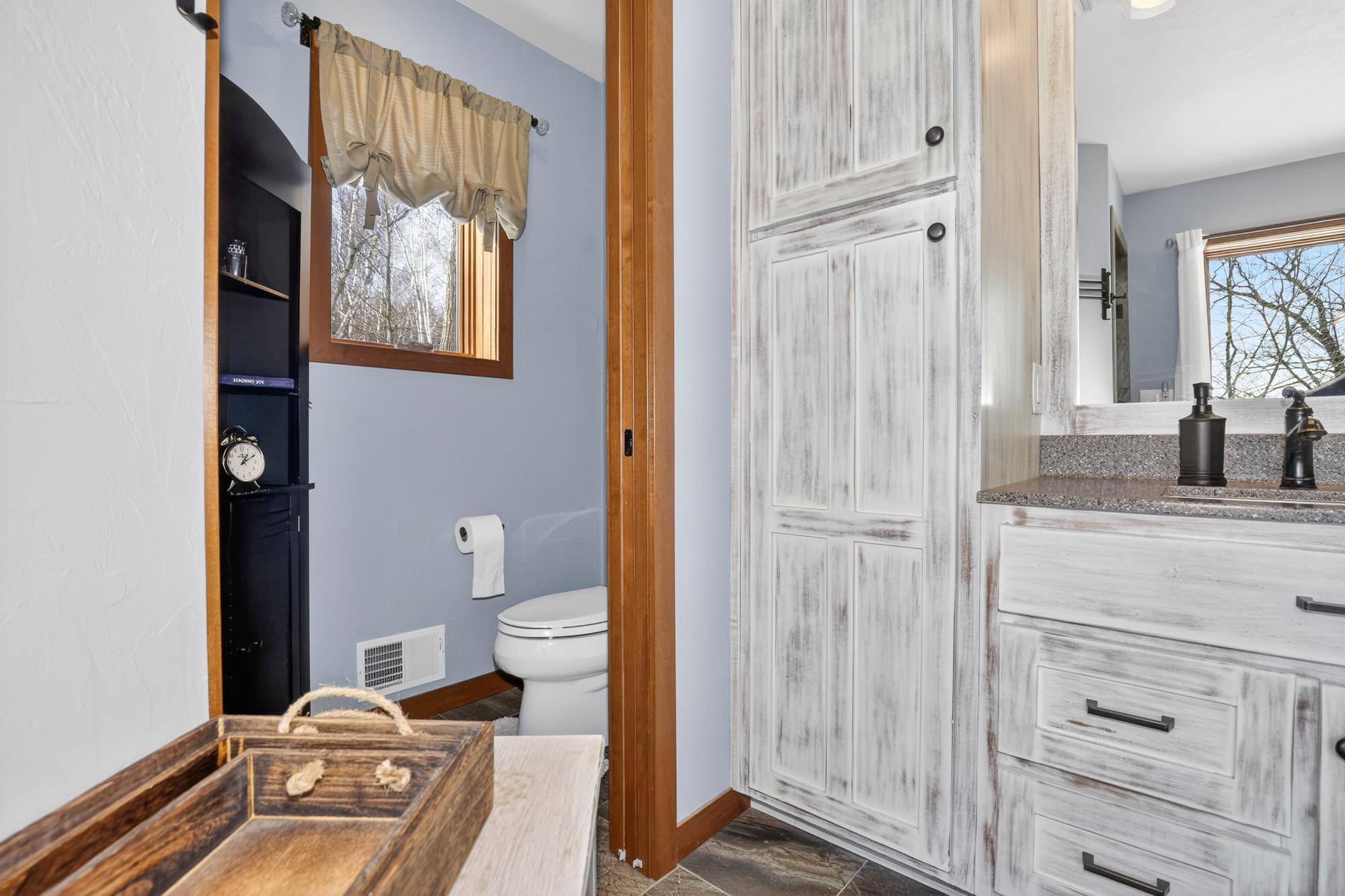 Hazelhurst, Wisconsin, 54531, United States, 3 Bedrooms Bedrooms, ,3 BathroomsBathrooms,Residential,Active,2022971