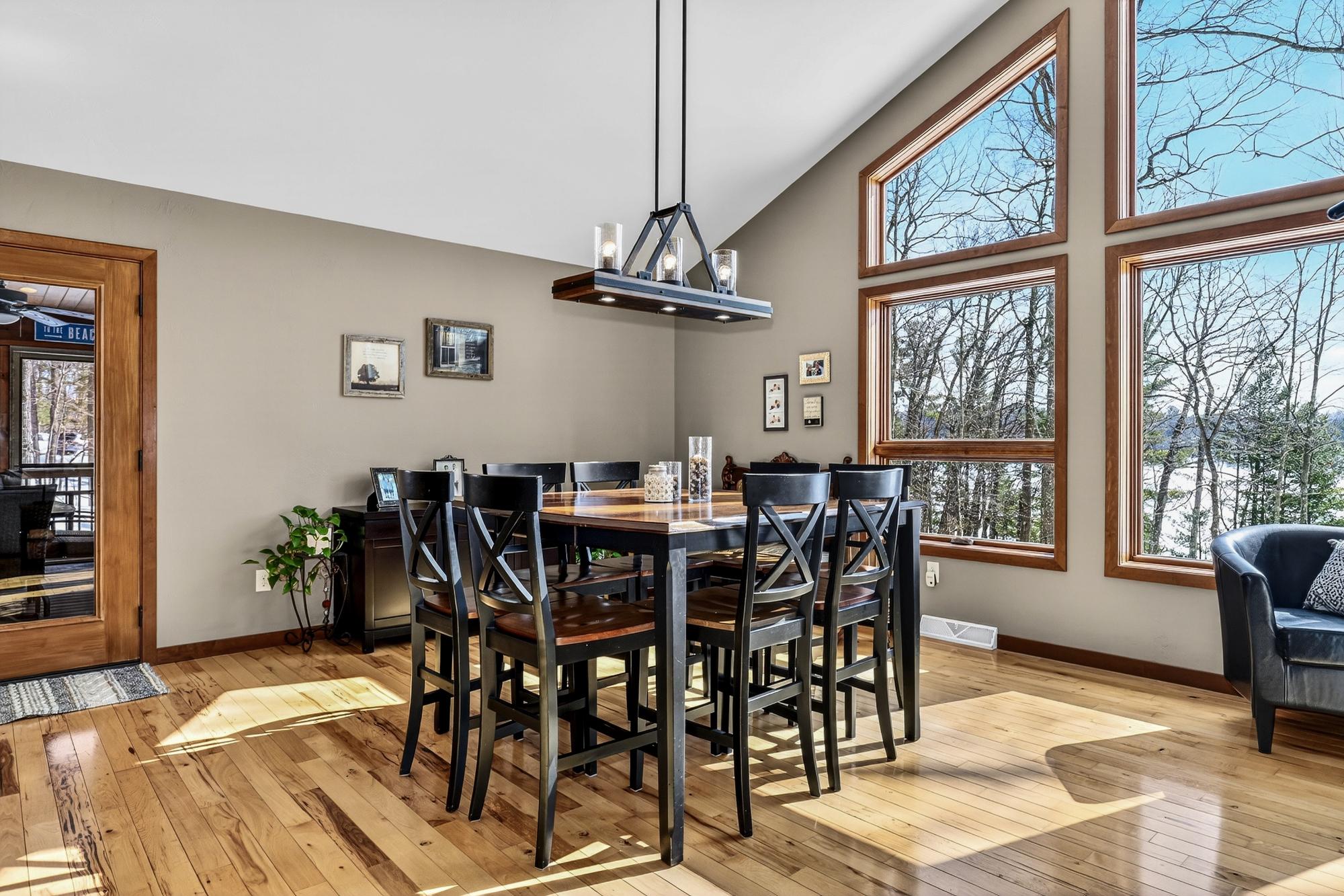 Hazelhurst, Wisconsin, 54531, United States, 3 Bedrooms Bedrooms, ,3 BathroomsBathrooms,Residential,Active,2022971
