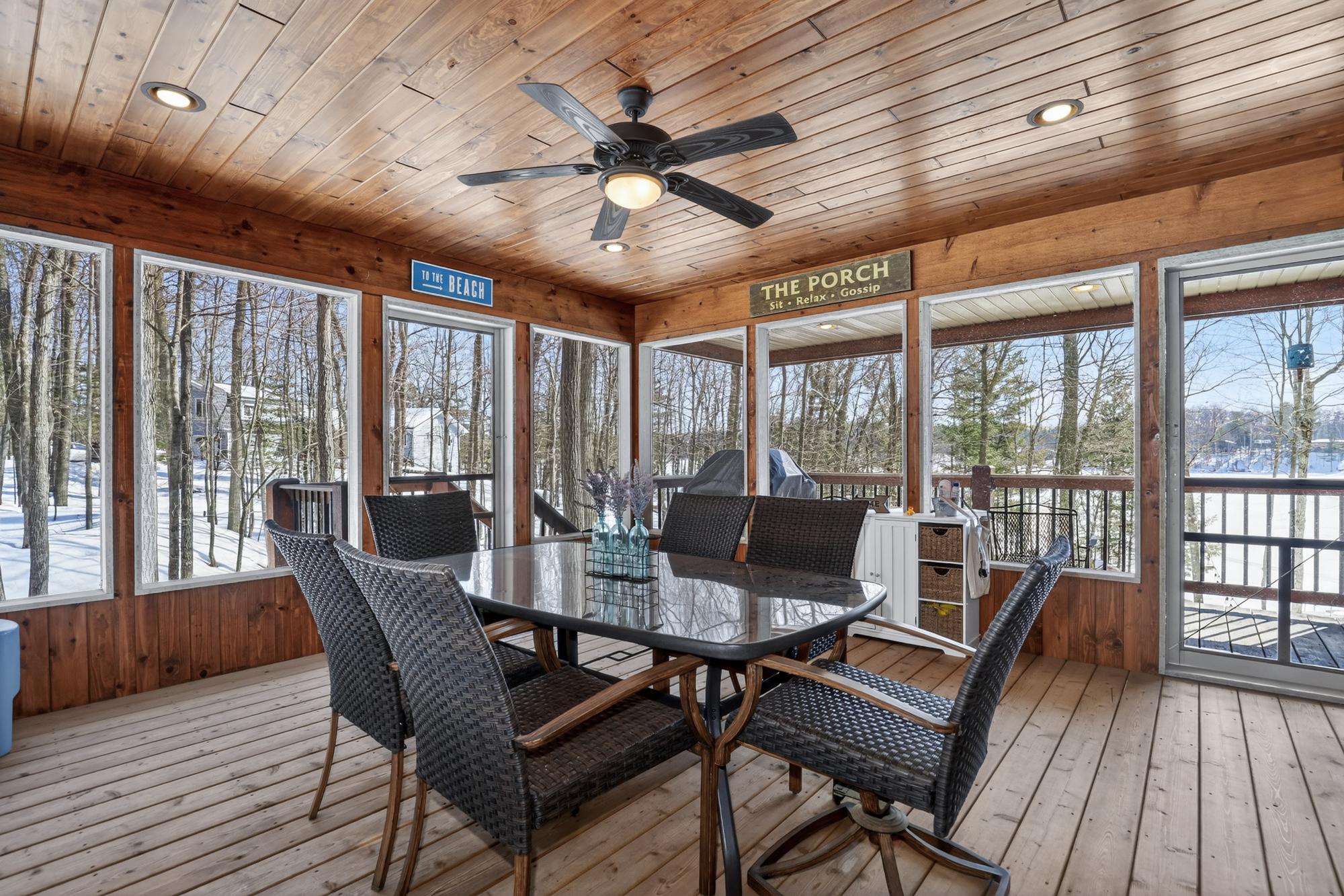 Hazelhurst, Wisconsin, 54531, United States, 3 Bedrooms Bedrooms, ,3 BathroomsBathrooms,Residential,Active,2022971