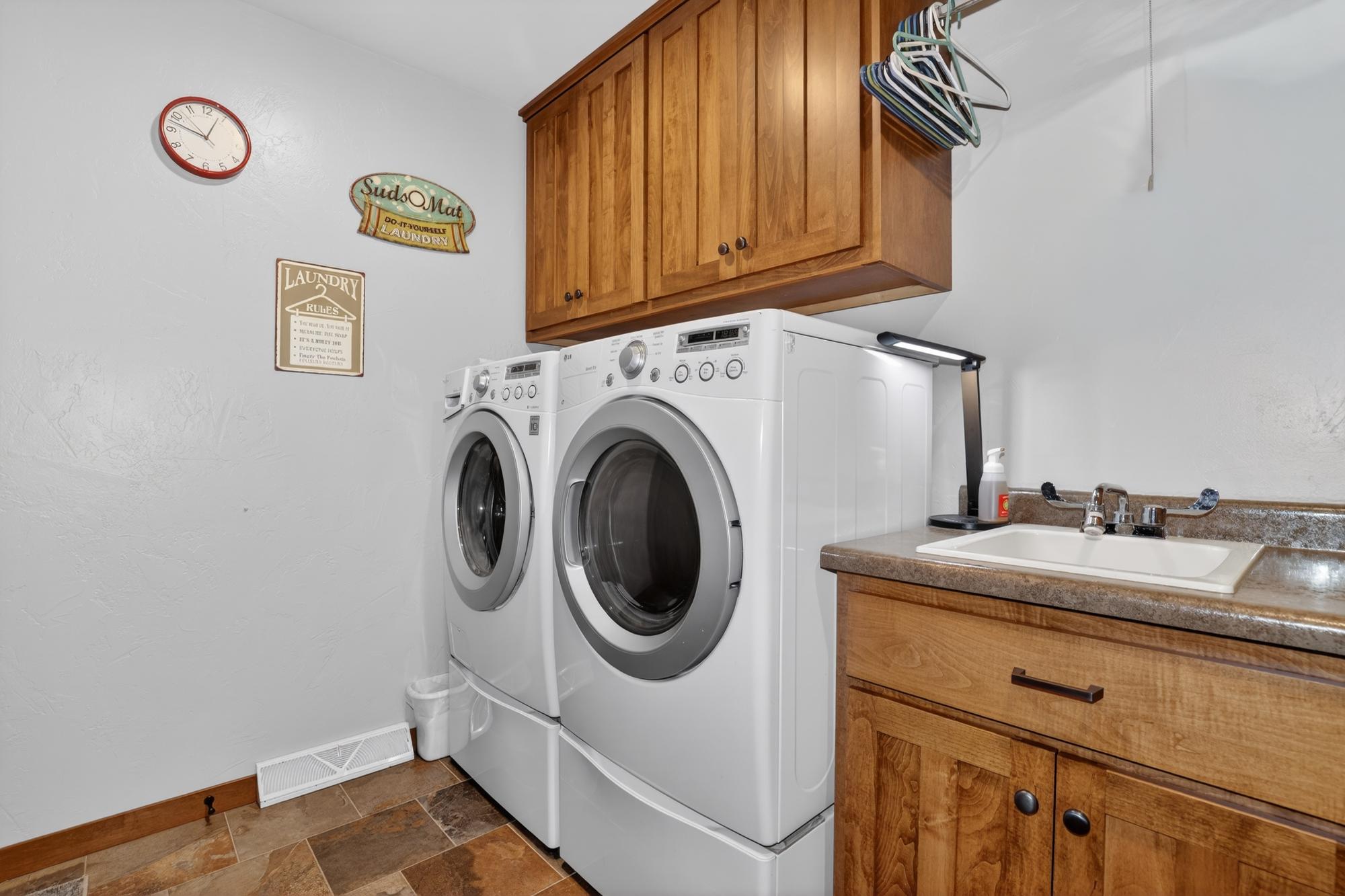Hazelhurst, Wisconsin, 54531, United States, 3 Bedrooms Bedrooms, ,3 BathroomsBathrooms,Residential,Active,2022971